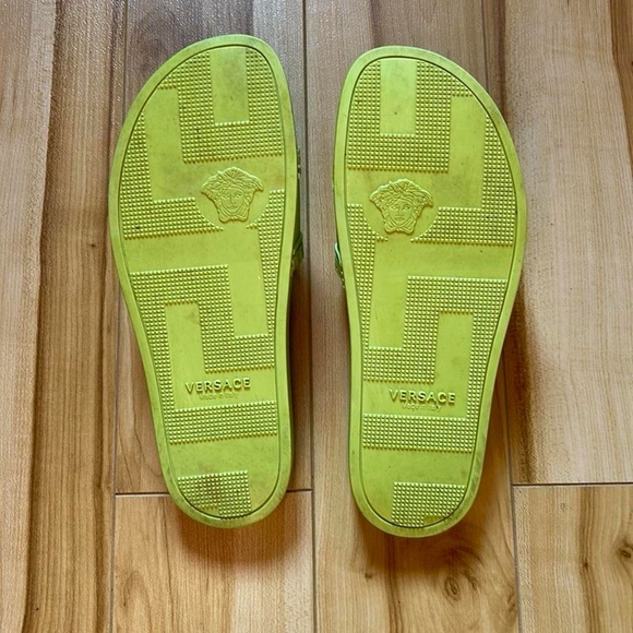 Versace Medusa Head motif slides - Picture 4 of 4